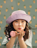 Behang Sample - Straw Berry