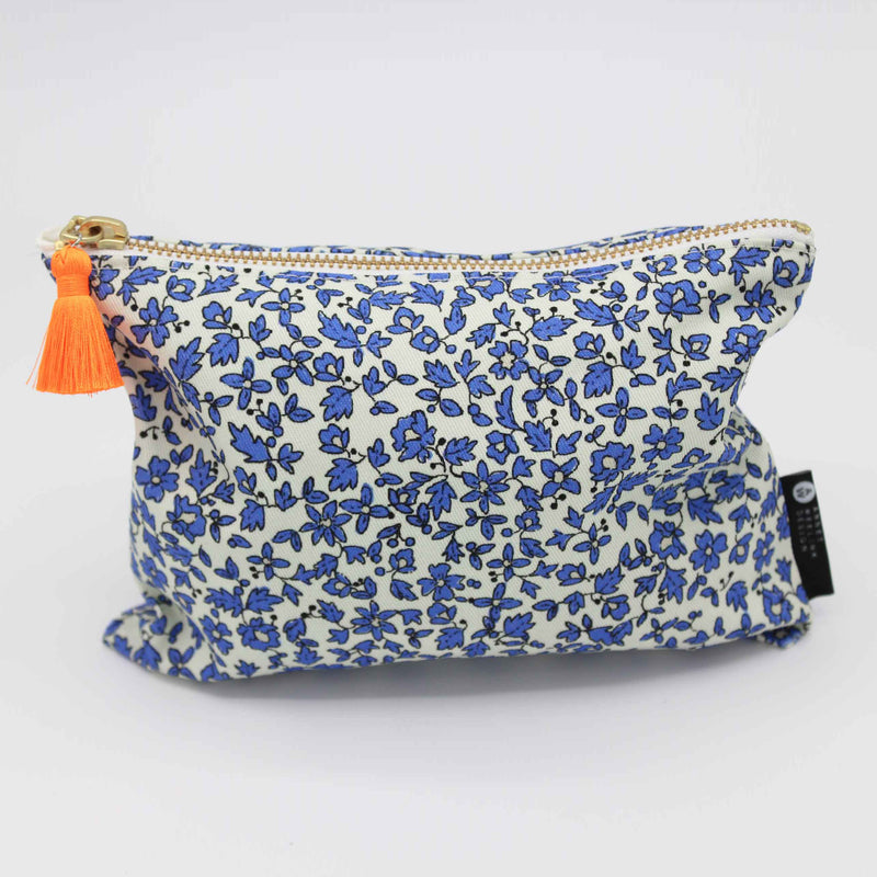 Pouch - Ditsy Daisy Blue