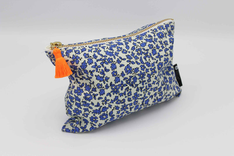 Pouch - Ditsy Daisy Blue