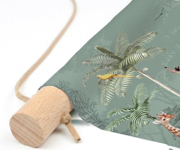 Textielposter - Speelplaats van de wilde natuur Green