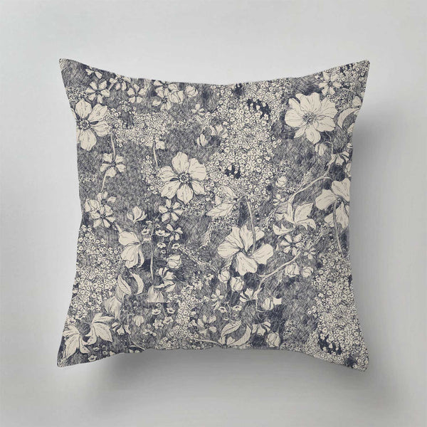 Outdoor Pillow - Amelia flower Navy