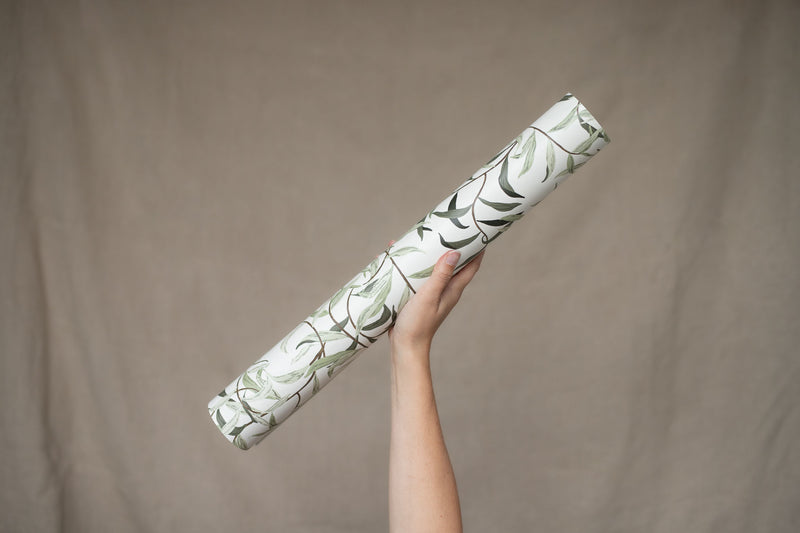 Wallpaper on roll - Lola Leaves