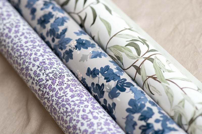 Wallpaper on roll - Ditsy Daisy lilac